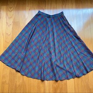 Super lightweight 100%  polyester flare skirt